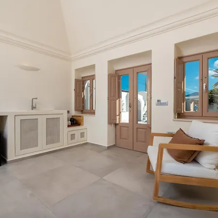 Villa Finika Santorini *